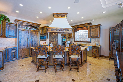 Kitchen 1