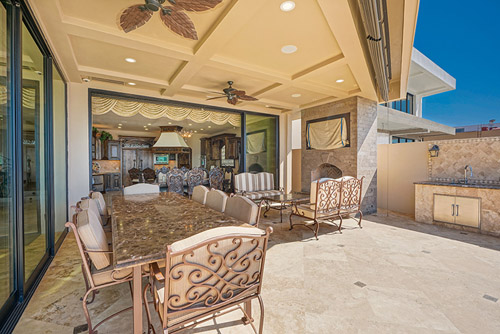 Outdoor Kitchen 1